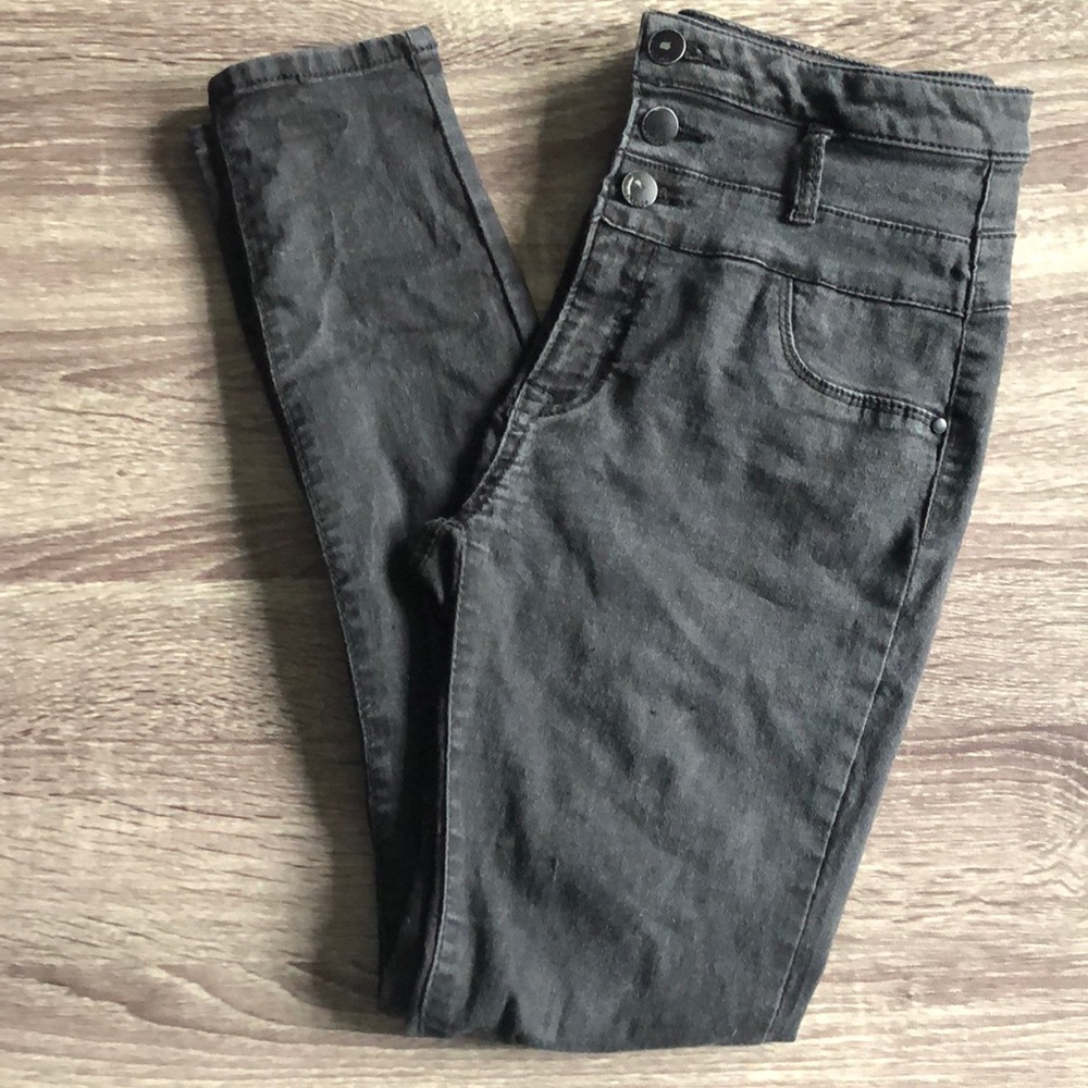 High Waisted Jeans